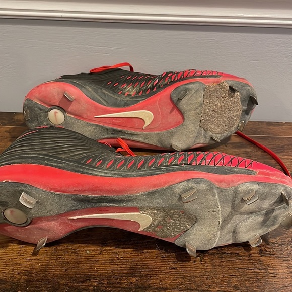 Nike metal cleats - Picture 6 of 6